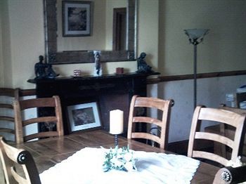 Pen-Isa'R-Llan Farm Llanfor Exterior foto