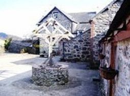 Pen-Isa'R-Llan Farm Llanfor Exterior foto